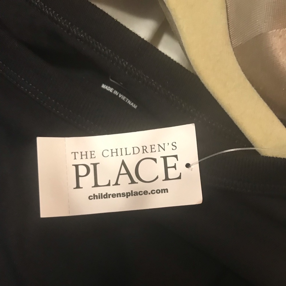 Black Children’s Place Long-Sleeves Tee